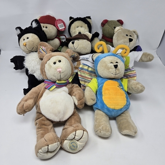 STARBUCKS BEARISTA LOT OF 8 PLUSH TOYS BEARS STUFFED ANIMAL COLLECTIBLE HOLIDAYS - Picture 1 of 16